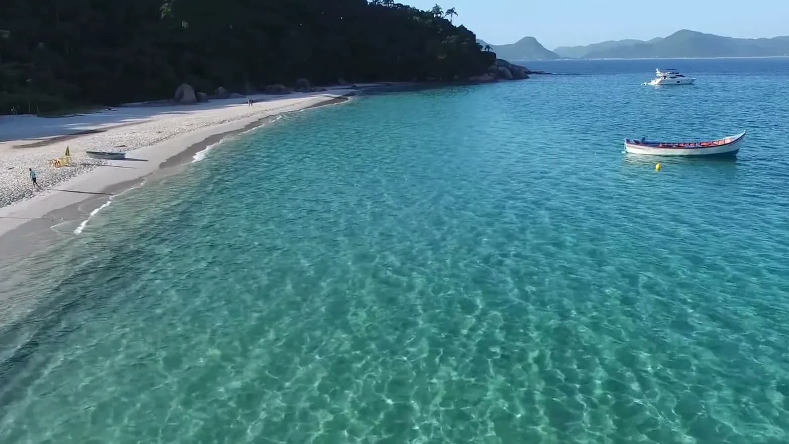 La Ilha do Campeche vista desde el aire, con agua turquesa